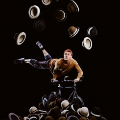 09_robotinfidele_machinedecirque_stephanebourgeois-1-1.jpg 09_robotinfidele_machinedecirque_stephanebourgeois-1-1.jpg