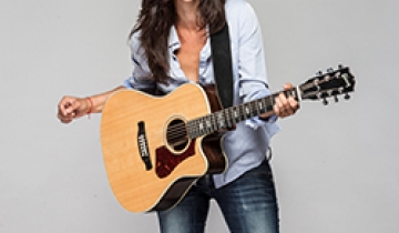 aude_henneville_vignette.jpg