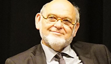 robert_hue_09796_vignette.jpg